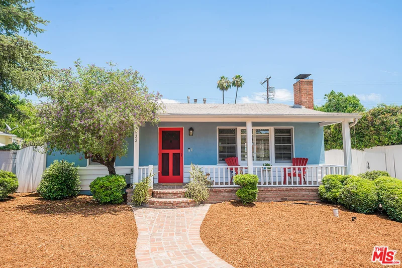 5532 Greenbush, Sherman Oaks, CA 91401