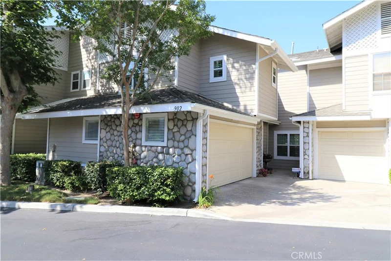 902 Chandler West, Highland, CA 92346