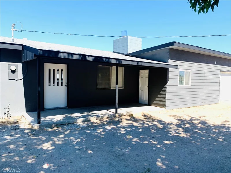 10352 Cottonwood Avenue, Hesperia, CA 92345
