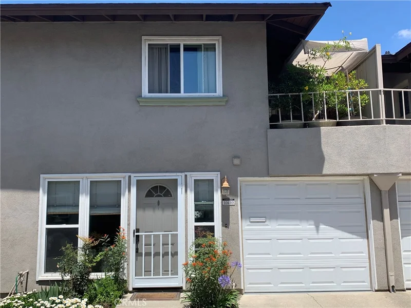 10410 Carlyle, Cypress, CA 90630