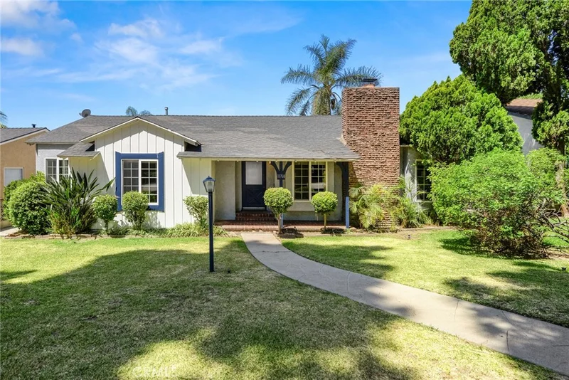 11768 Beverly, Whittier, CA 90601