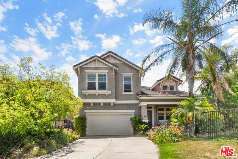 11360 Oakford, Northridge, CA 91326