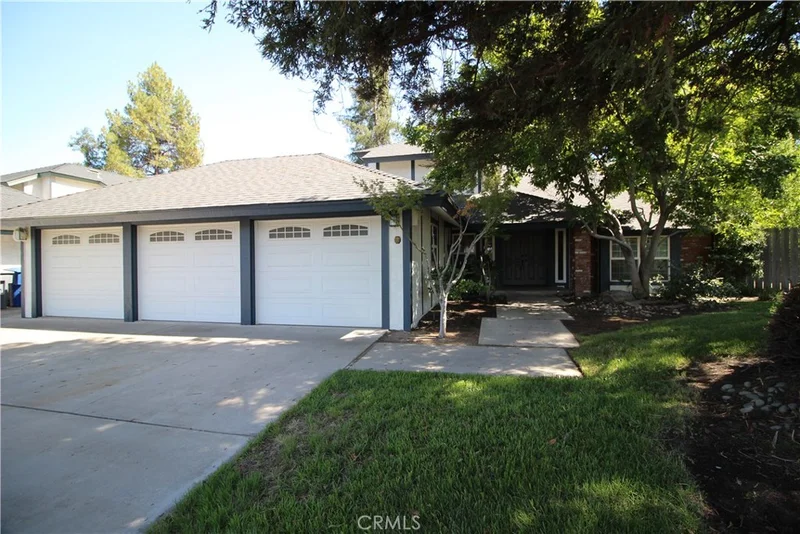 466 Tenaya, Clovis, CA 93612