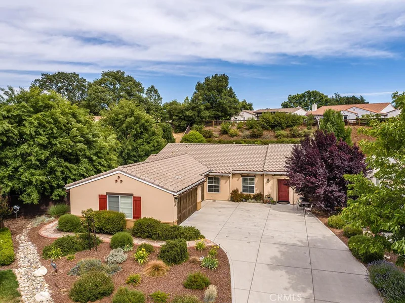 6225 Via Huerto Court, Atascadero, CA 93422