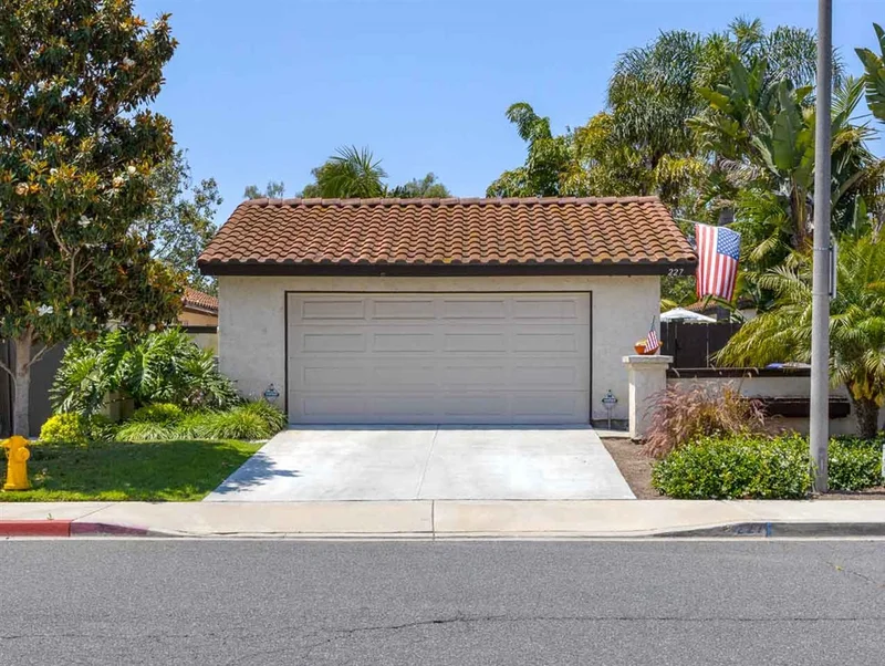 227 Carissa Dr, Oceanside, CA 92057