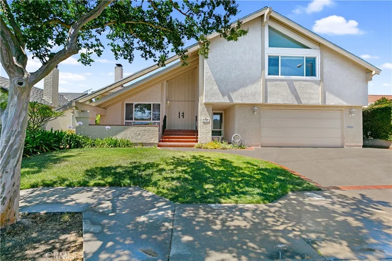 4261 Avenida Madrid, Cypress, CA 90630
