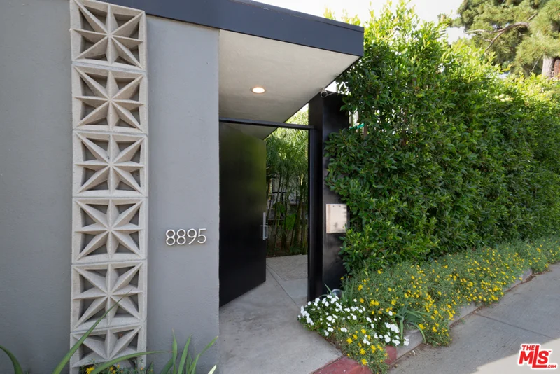 8895 Appian, Los Angeles, CA 90046