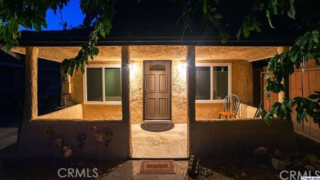 7731 Thousand Oaks, Tujunga, CA 91042