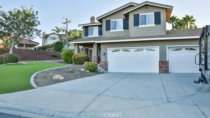 22772 Inspiration, Canyon Lake, CA 92587
