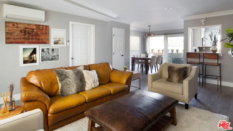 11646 Chenault #20, Los Angeles, CA 90049
