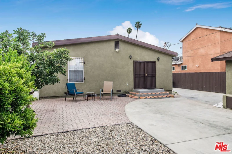 4255 Arlington, Los Angeles, CA 90008