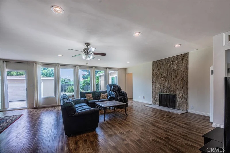 5478 28th, Long Beach, CA 90815
