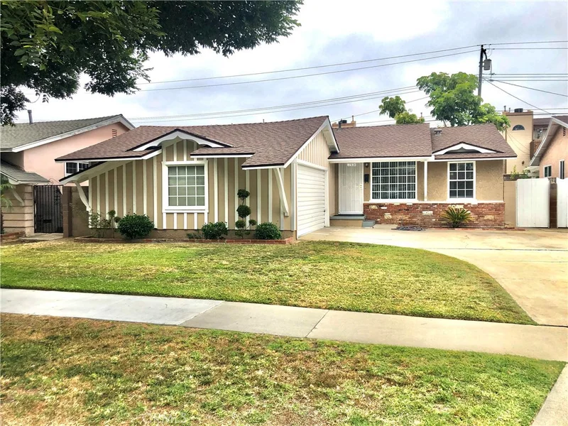 12534 212th, Lakewood, CA 90715