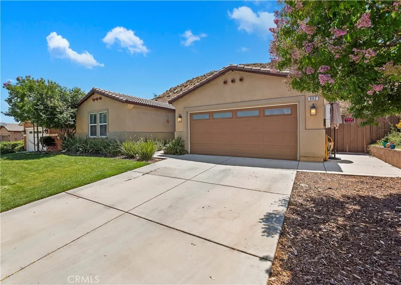 902 Yukon, San Jacinto, CA 92582