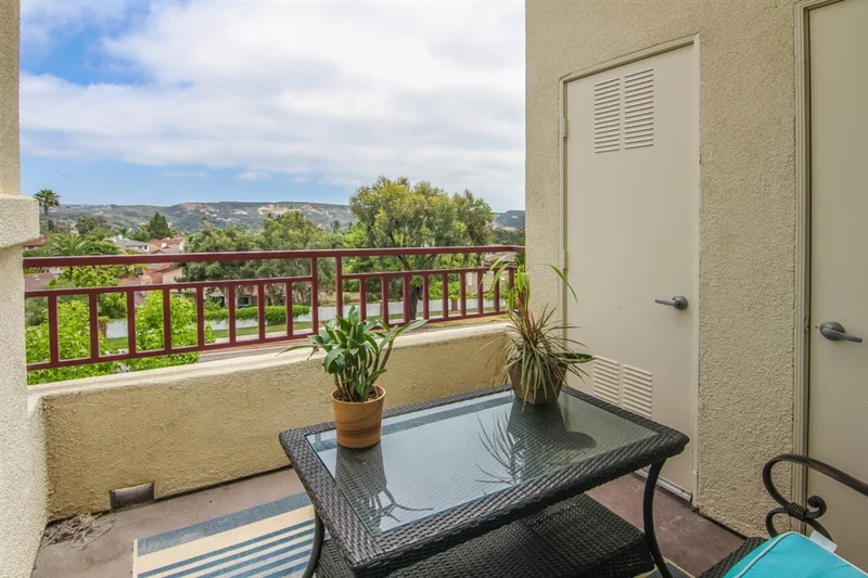 12372 Carmel Country Rd #F303, San Diego, CA 92130