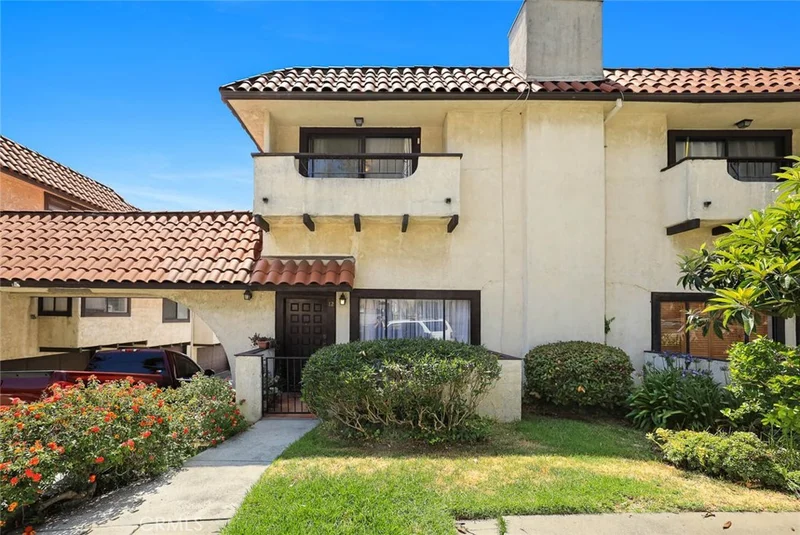 10141 Samoa #12, Tujunga, CA 91042