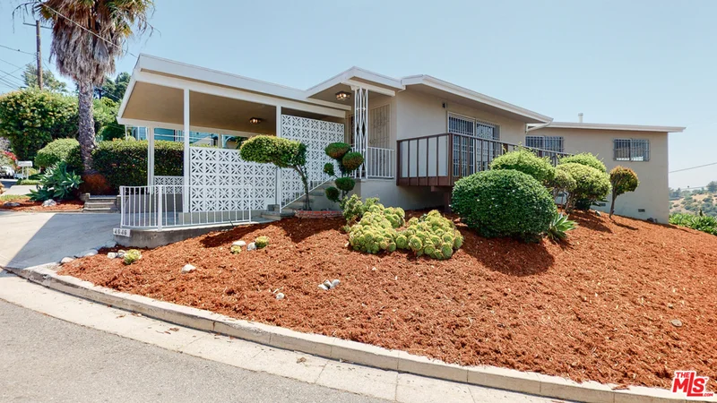 4646 San Andreas, Los Angeles, CA 90065