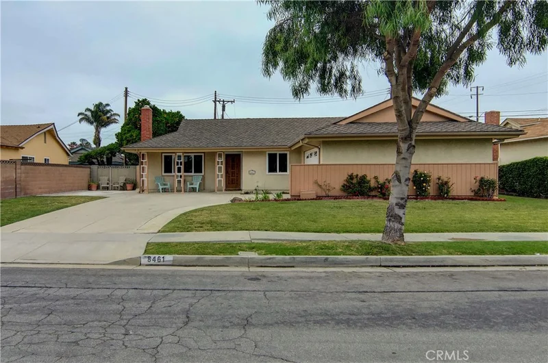 8461 Rembrandt, Huntington Beach, CA 92647