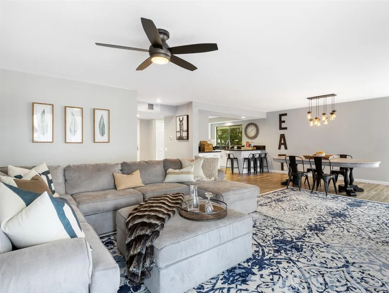 2537 Navarra Dr #B11, Carlsbad, CA 92009