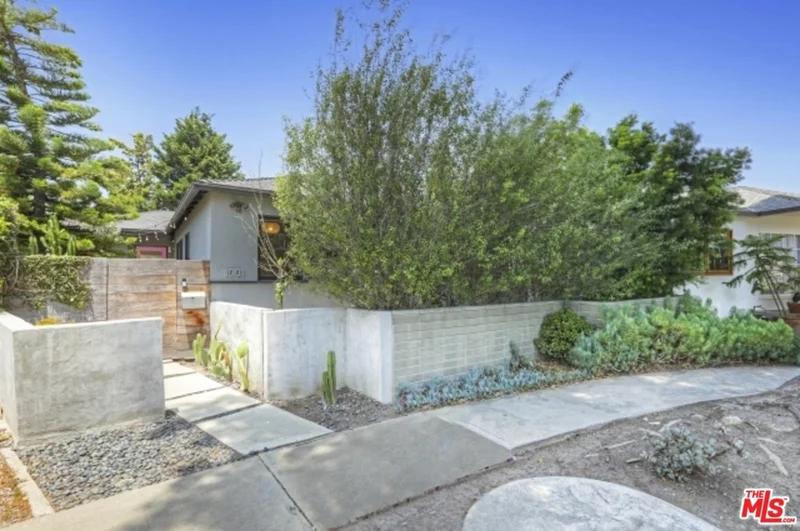 1001 Vernon, Venice, CA 90291
