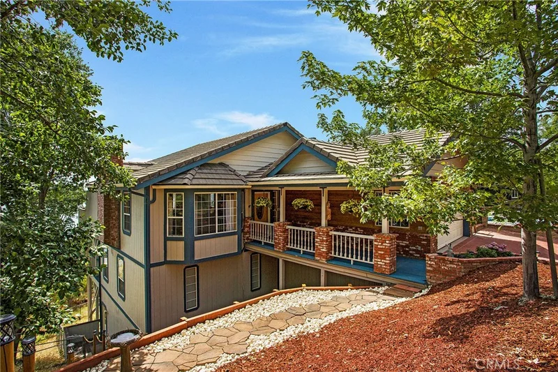 30055 Enchanted, Running Springs, CA 92382