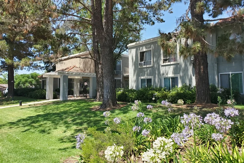 1240 Broadway Ave #5, Escondido, CA 92026