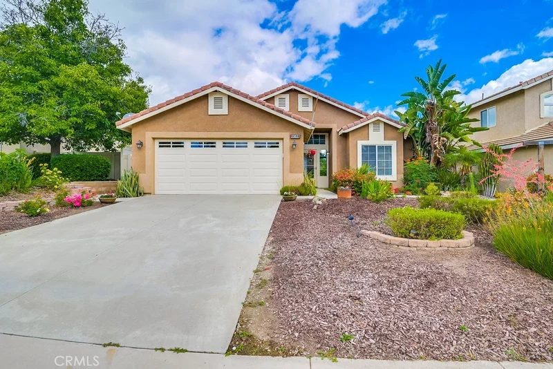 23027 Sunrose, Corona, CA 92883