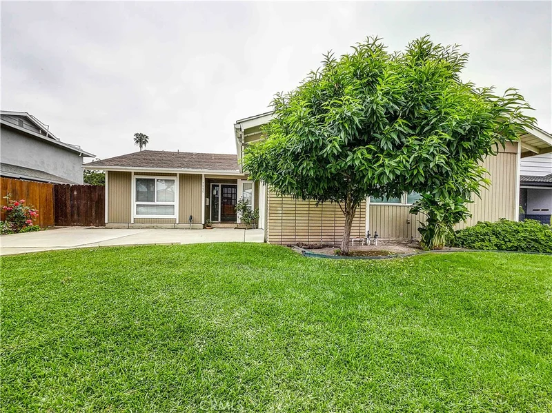 7840 Ring, Long Beach, CA 90808
