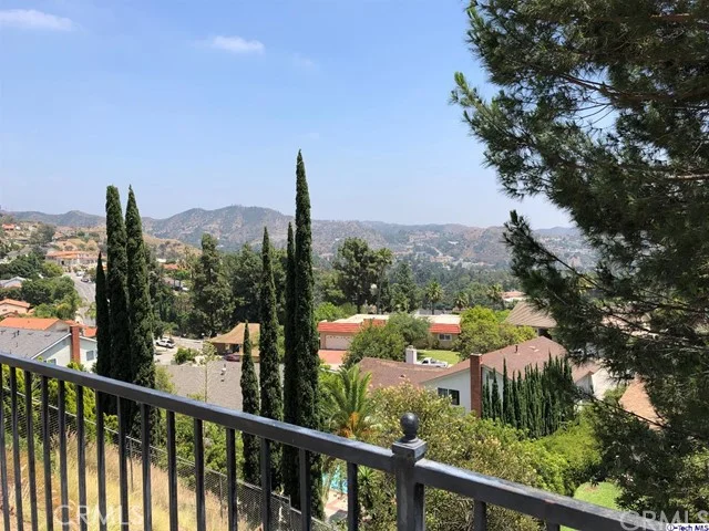 914 Whitehaven, Glendale, CA 91207