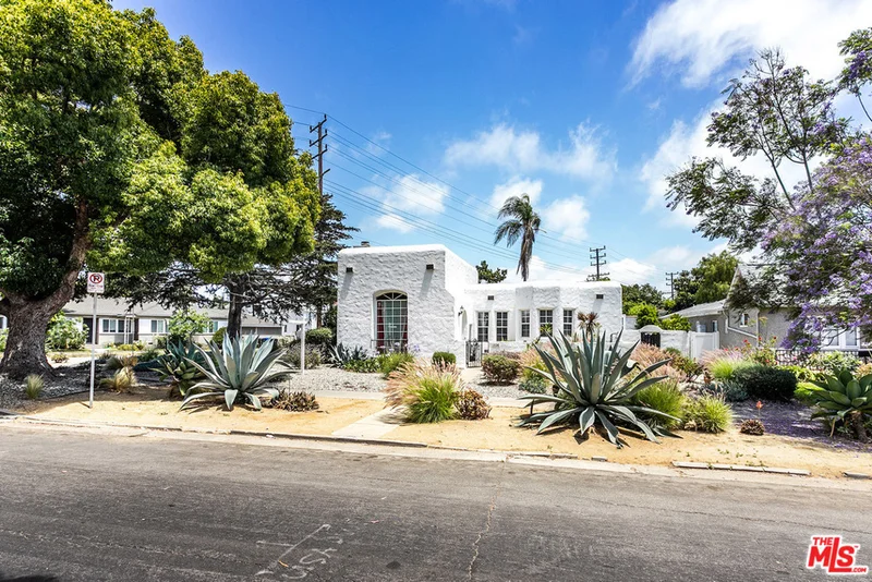 1126 Victoria, Venice, CA 90291