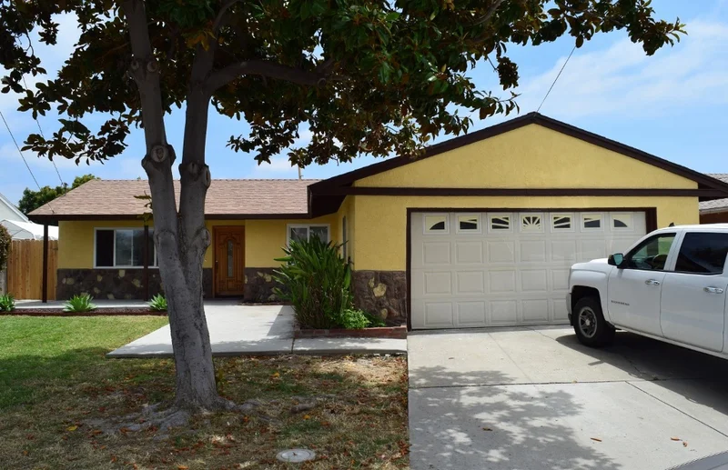 2732 Division, National City, CA 91950