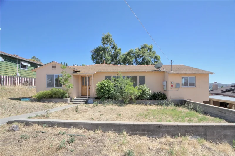 10311 Loma Rancho Dr, Spring Valley, CA 91978