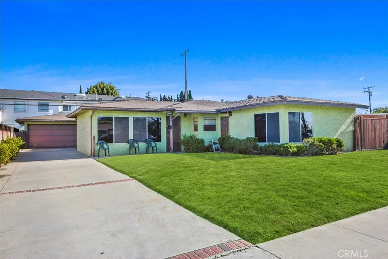 11902 206th, Lakewood, CA 90715