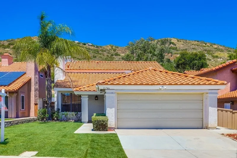11746 Springside Rd, San Diego, CA 92128