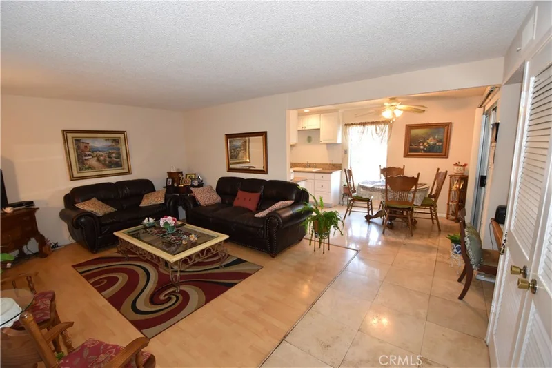 1230 Cabrillo Park #B, Santa Ana, CA 92701