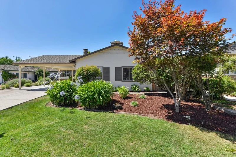 1022 Heatherstone, Sunnyvale, CA 94087