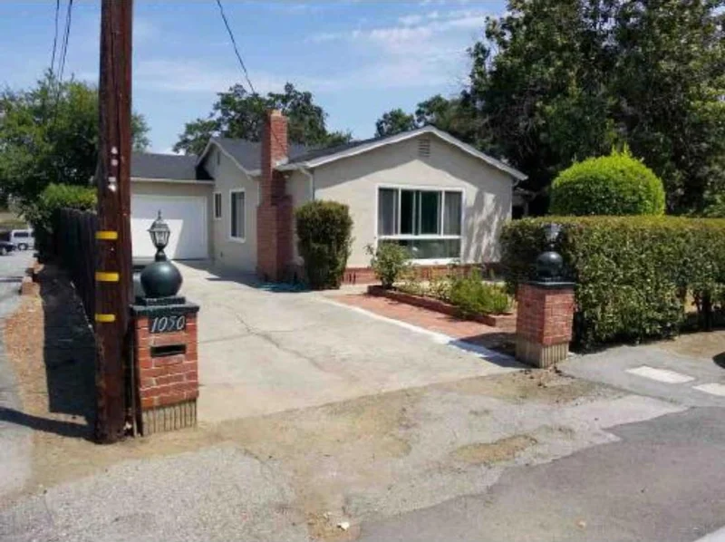 1050 Lucky, Menlo Park, CA 94025