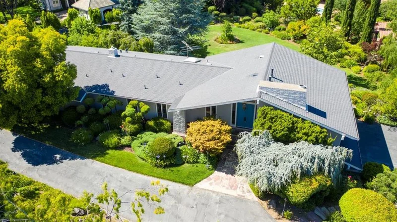 27177 Byrne Park, Los Altos Hills, CA 94022