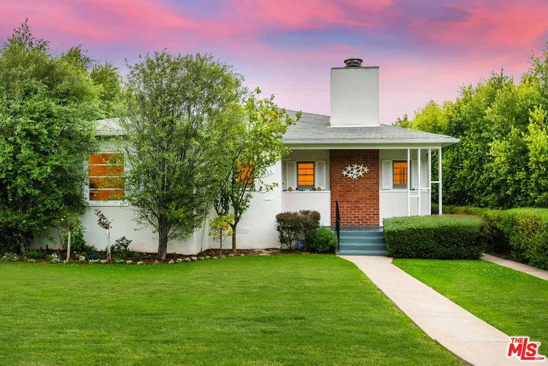 633 7th, Santa Monica, CA 90402