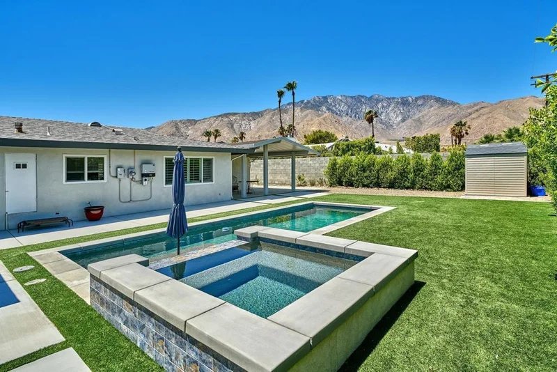 458 Simms, Palm Springs, CA 92262