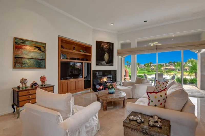 876 Mesa Grande, Palm Desert, CA 92211