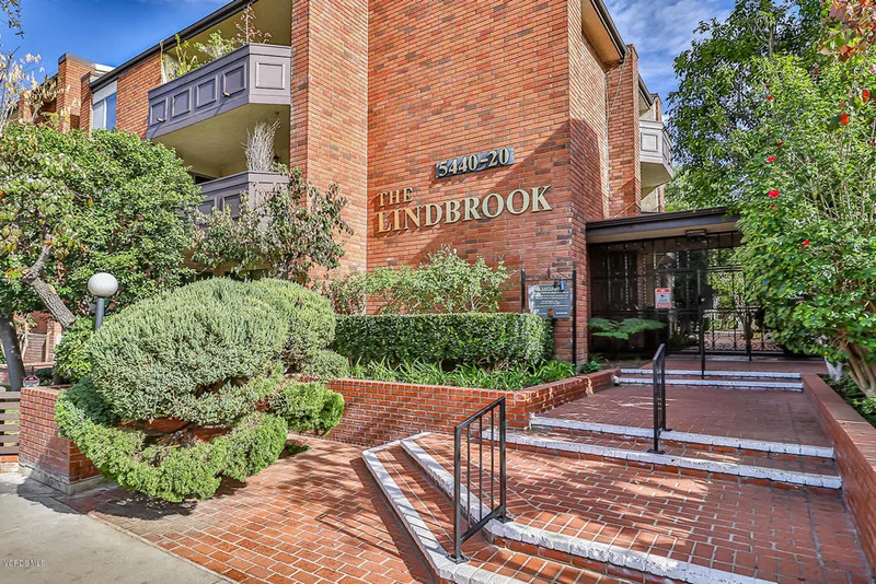 5440 Lindley #309, Encino, CA 91316