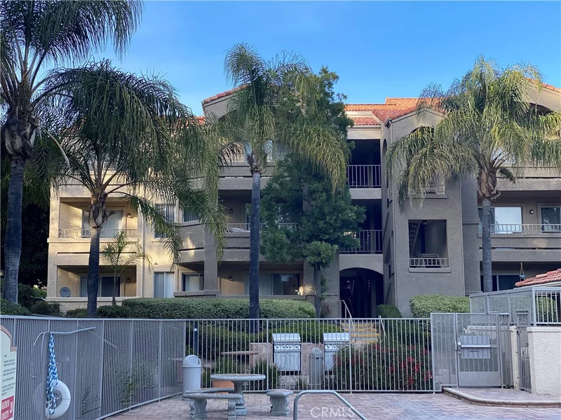 1020 Vista Del Cerro #207, Corona, CA 92879