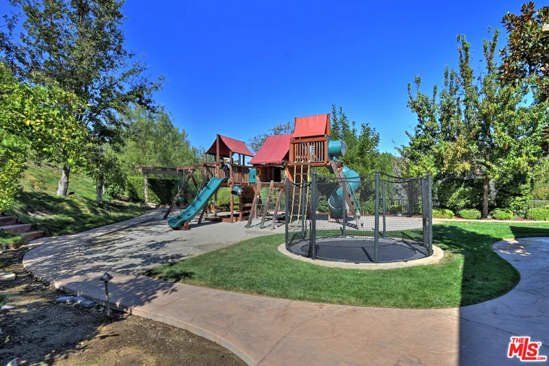 5168 Garrett, Calabasas, CA 91302