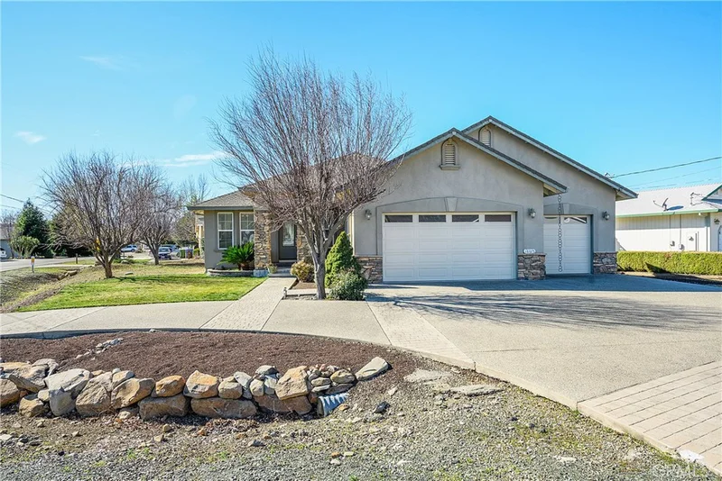 18675 Deer Hollow, Hidden Valley Lake, CA 95467