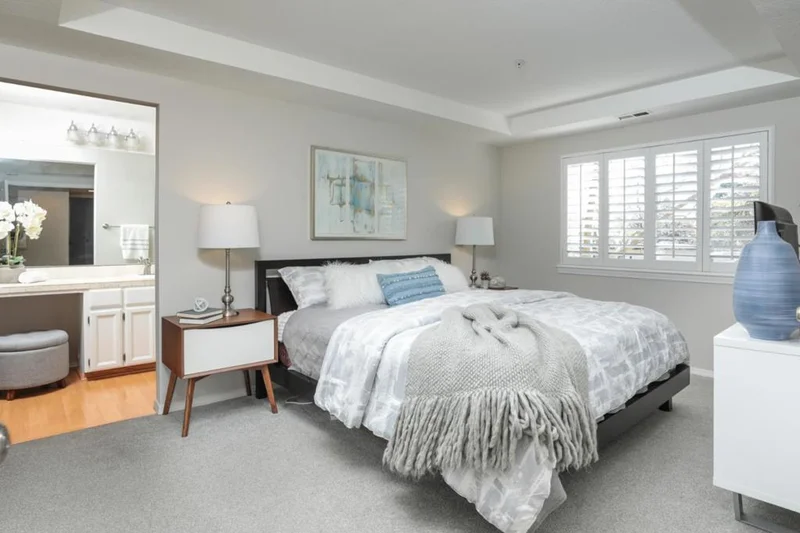 1122 Woodside Road 9, Redwood City, CA 94061