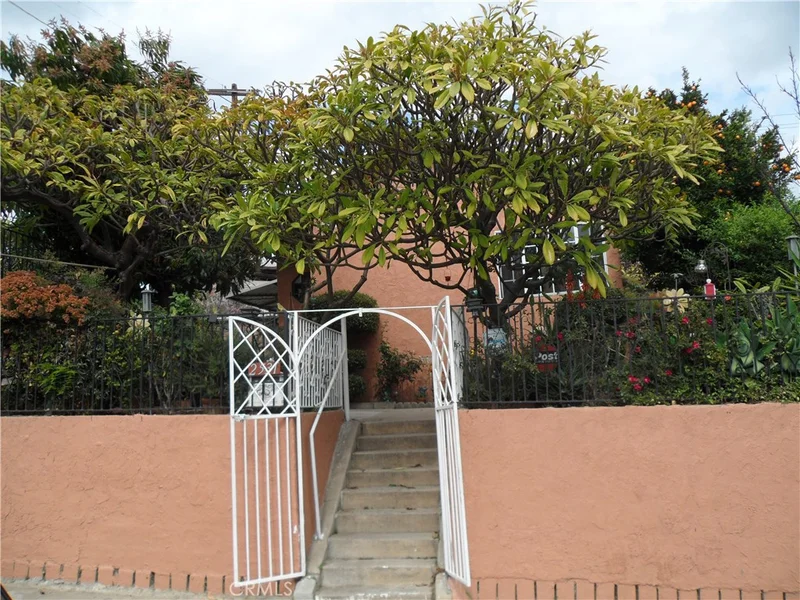 2531 Chelsea, Los Angeles, CA 90033