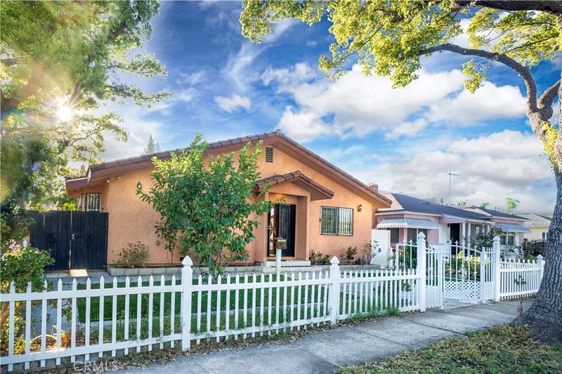 10353 Bowman, South Gate, CA 90280