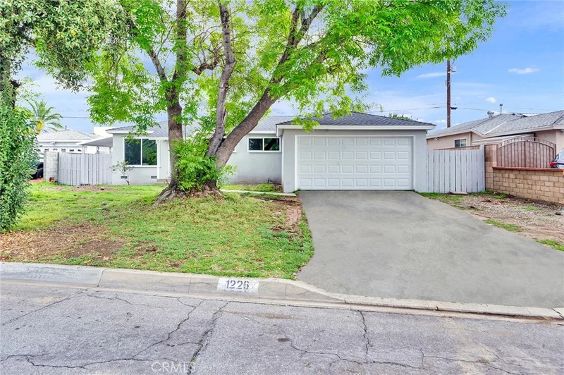 1226 Yucca, Glendora, CA 91740