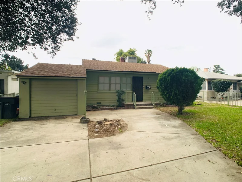 855 Bussey, San Bernardino, CA 92405